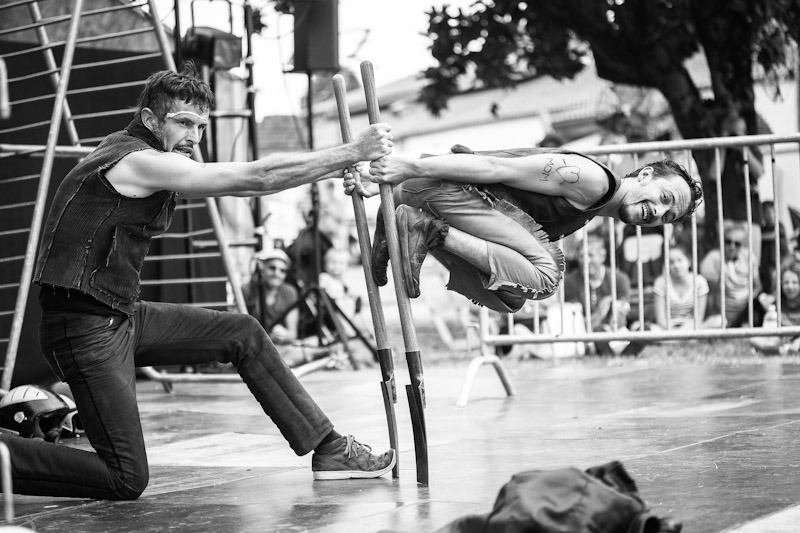 Cie Lombric Spaghetti programmé le samedi 20 Sep 2025 à 16h00 au Vilain Festival, Festival de Musique & arts de rue à Sainte-Anne-sur-Vilaine (35)
